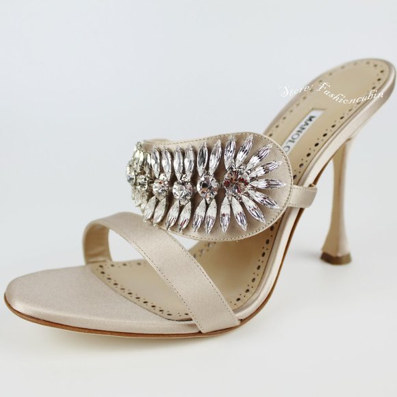 NEW MANOLO BLAHNIK Skysan Crystal Embellish Sandal - Picture 9 of 12